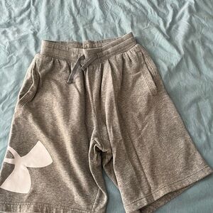 Under Armour Men's Gray Shorts